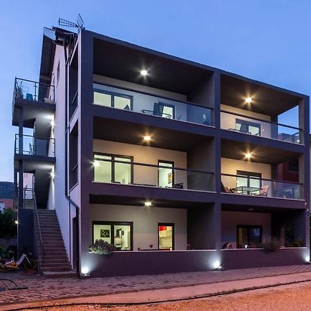 Apartmani U Kastelima Kaštela Exterior foto