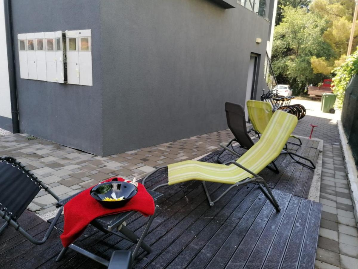 Apartmani U Kastelima Kaštela Exterior foto