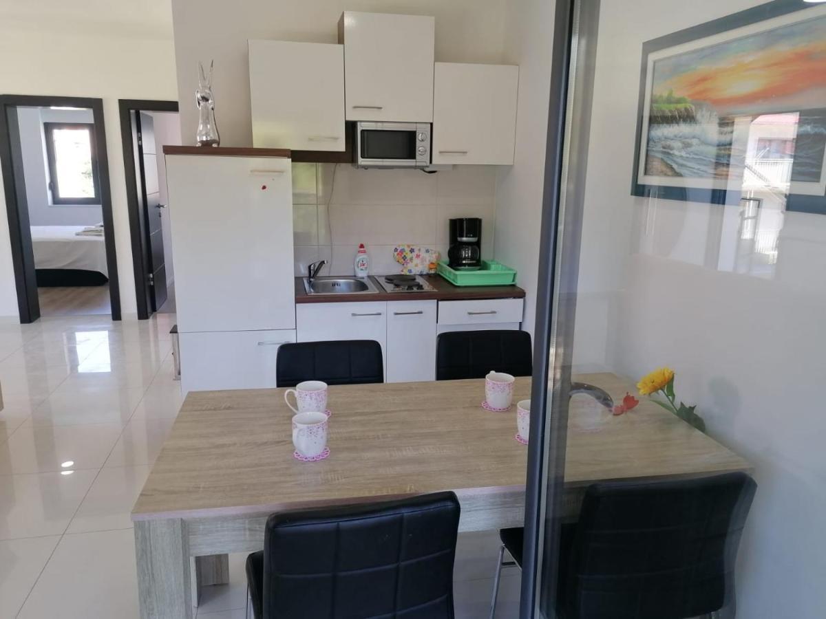 Apartmani U Kastelima Kaštela Exterior foto