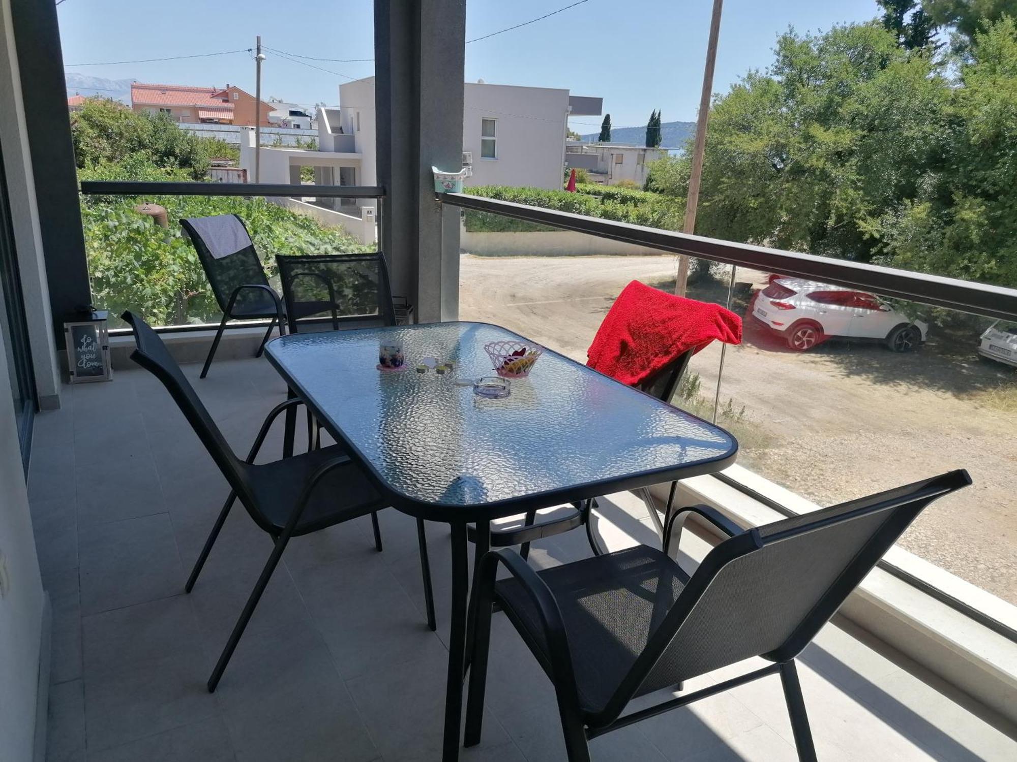 Apartmani U Kastelima Kaštela Habitación foto